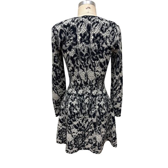 DKNY Knit Lace Print Fit & Flare Dress Size Small - Picture 4 of 9